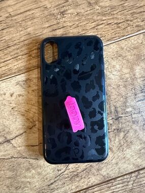 Loopy Case Black Leopard Print Phone Case with Pink Accent iPhone XR
